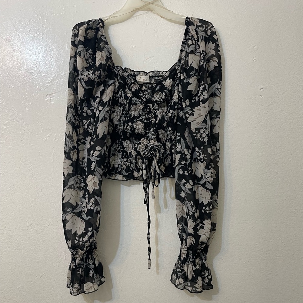🌺Cute Blouse!!